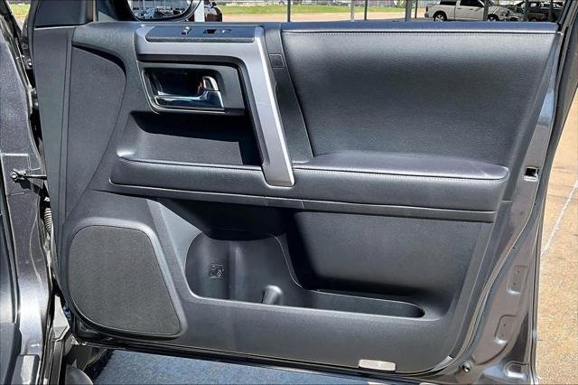 Certified Used 2022 MAGNETIC GRAY MET. Toyota  image 25
