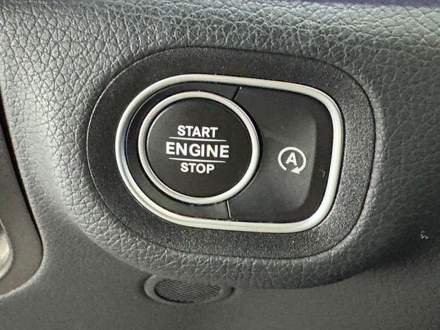 Certified Used 2024 Black Mercedes-Benz GLE 450 image 27
