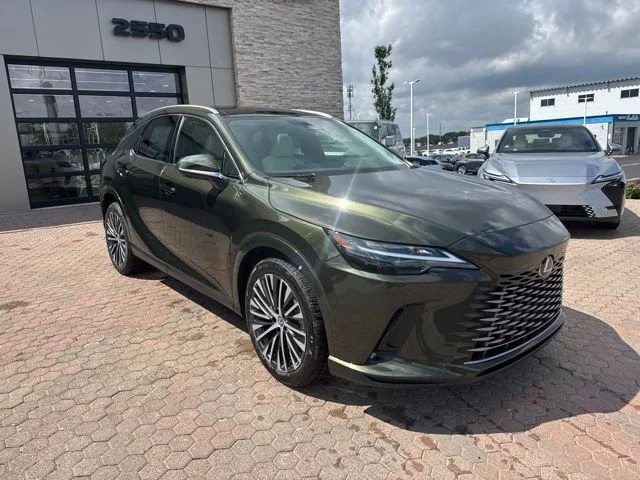 New 2026 Nori Green Pearl Lexus PREMIUM PLUS image 4