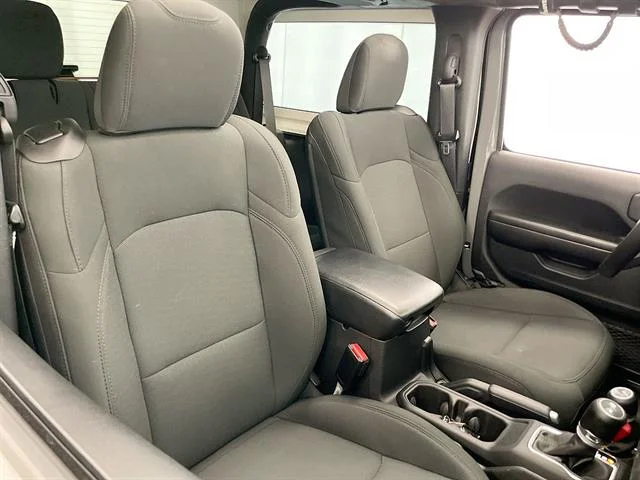 Used 2021 GRAY Jeep Sport image 28