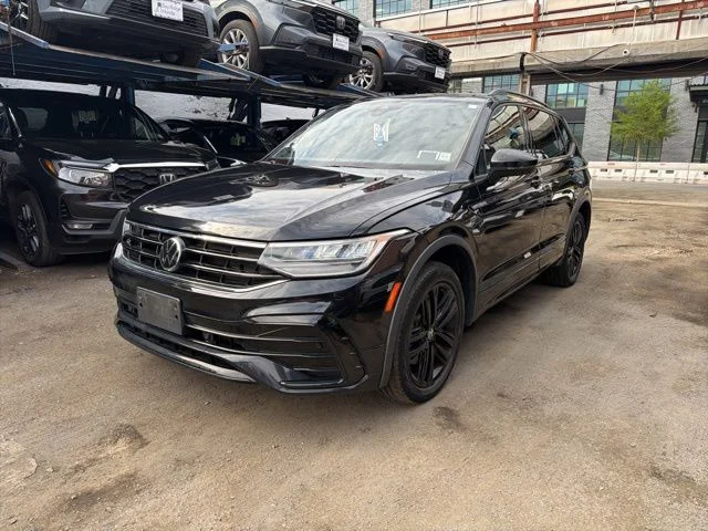 2022 Volkswagen Tiguan 2.0T SE R-Line Black