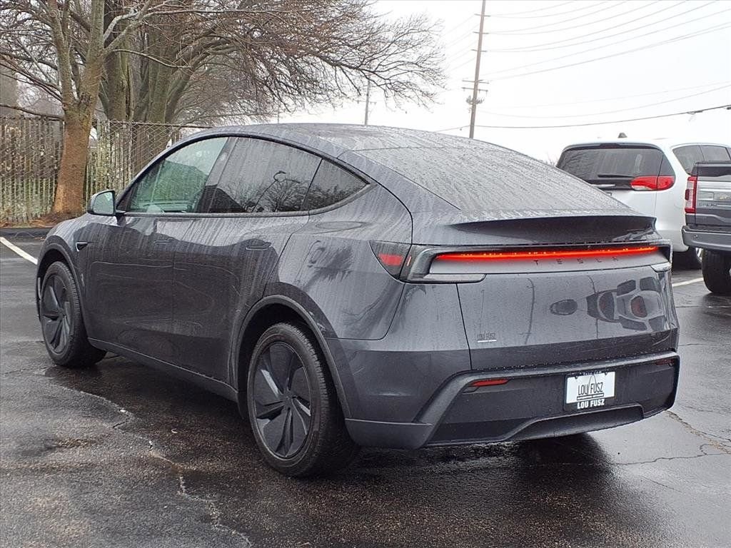 Used 2026 Tesla Model Y Premium with VIN 7SAYGDED6TA493156 for sale in St. Louis, MO
