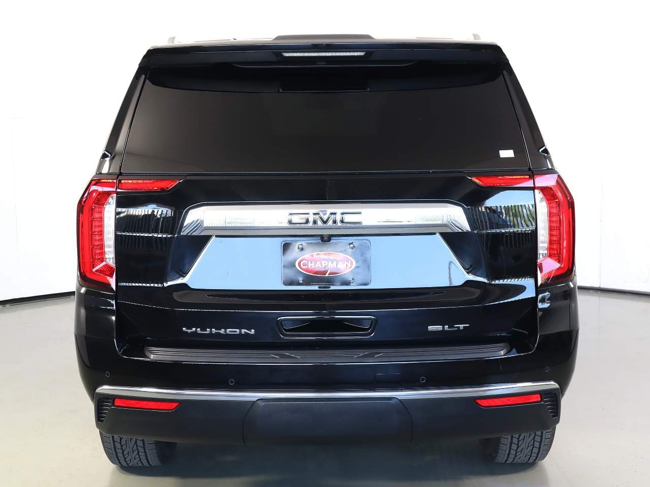 Used 2023 Onyx Black GMC SLT image 3