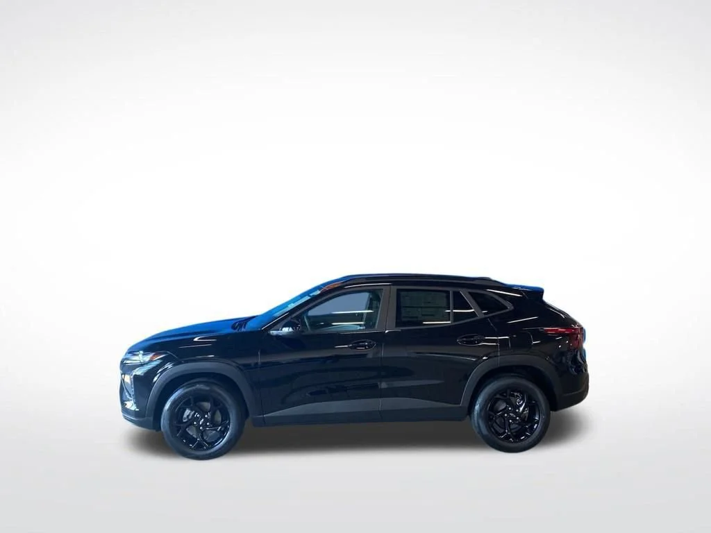 2026 Chevrolet Trax LT - Photo 16