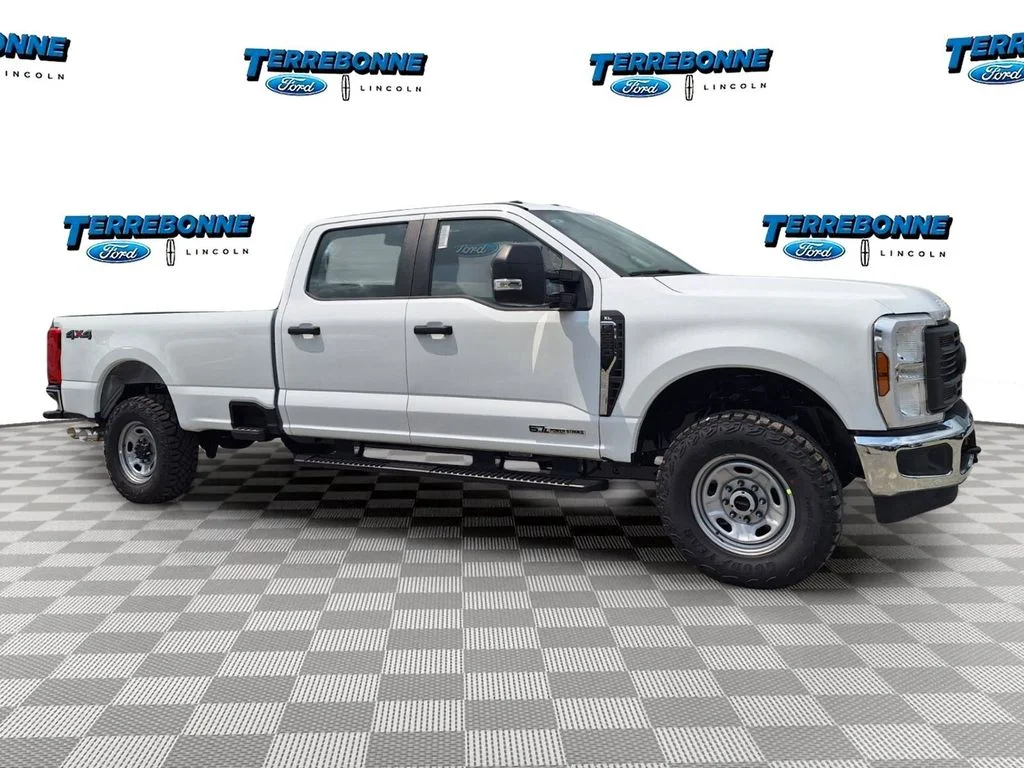 New 2026 Oxford White Ford F-250® XL image 3