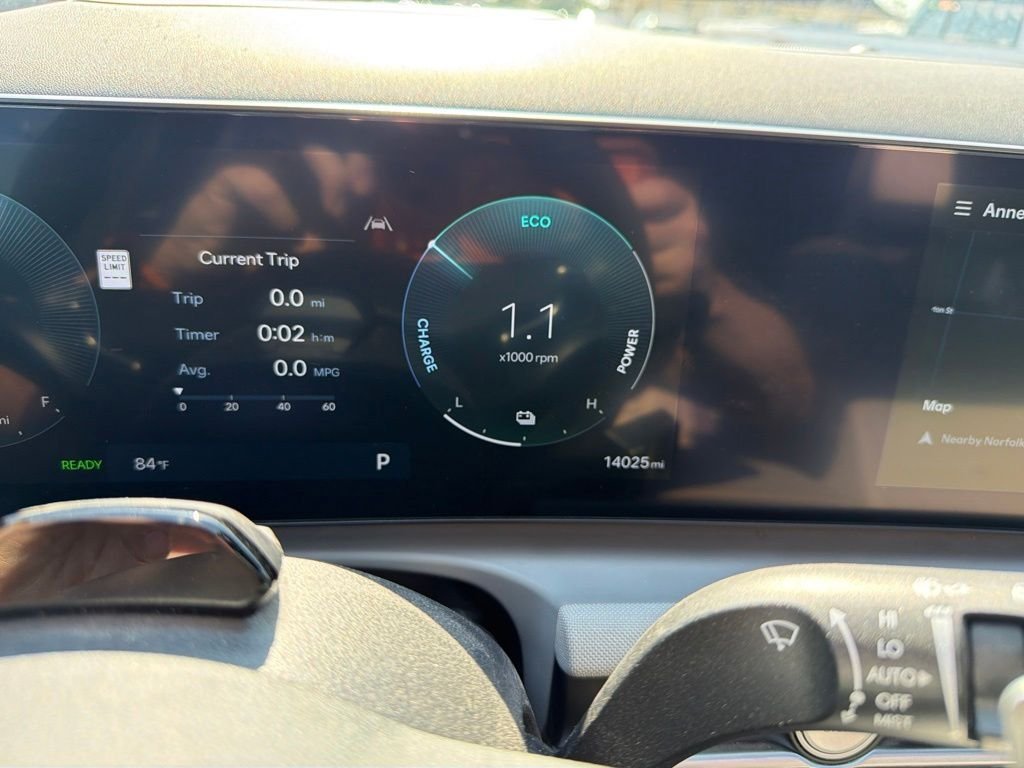 Used 2025 White Hyundai Limited image 17