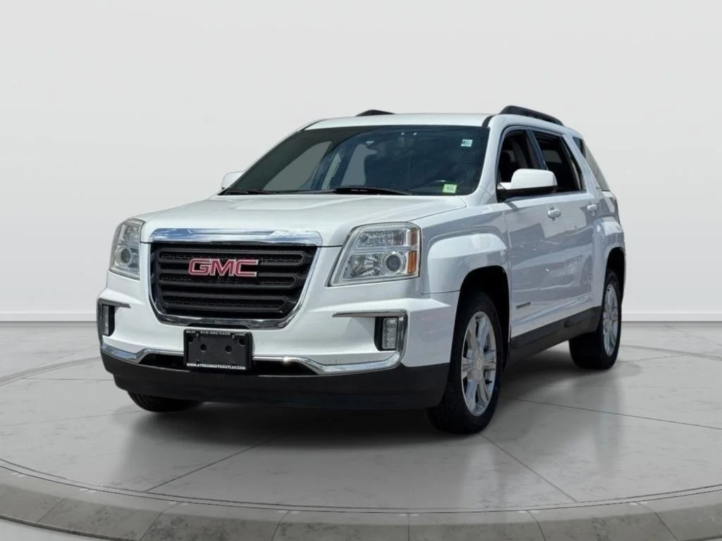 Used 2017 White GMC SLE-2 image 3