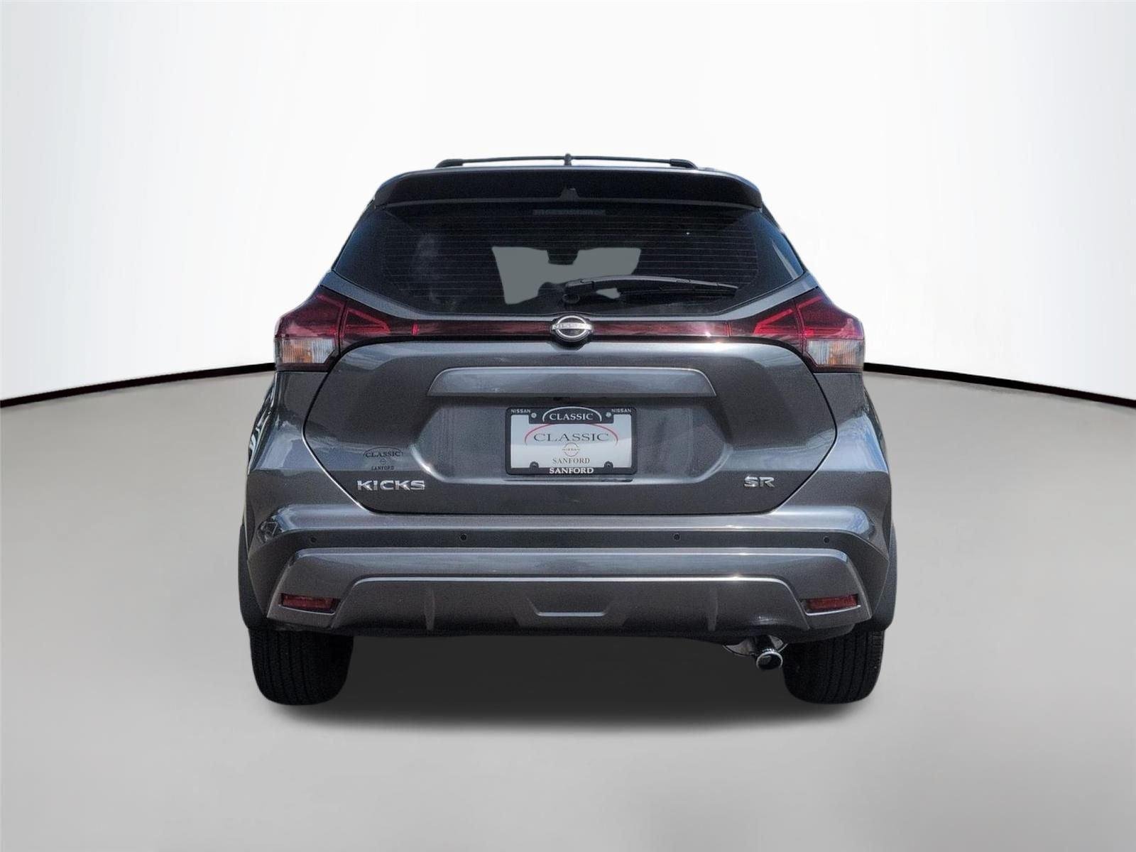 Used 2024 Gun Metallic Nissan SR image 4