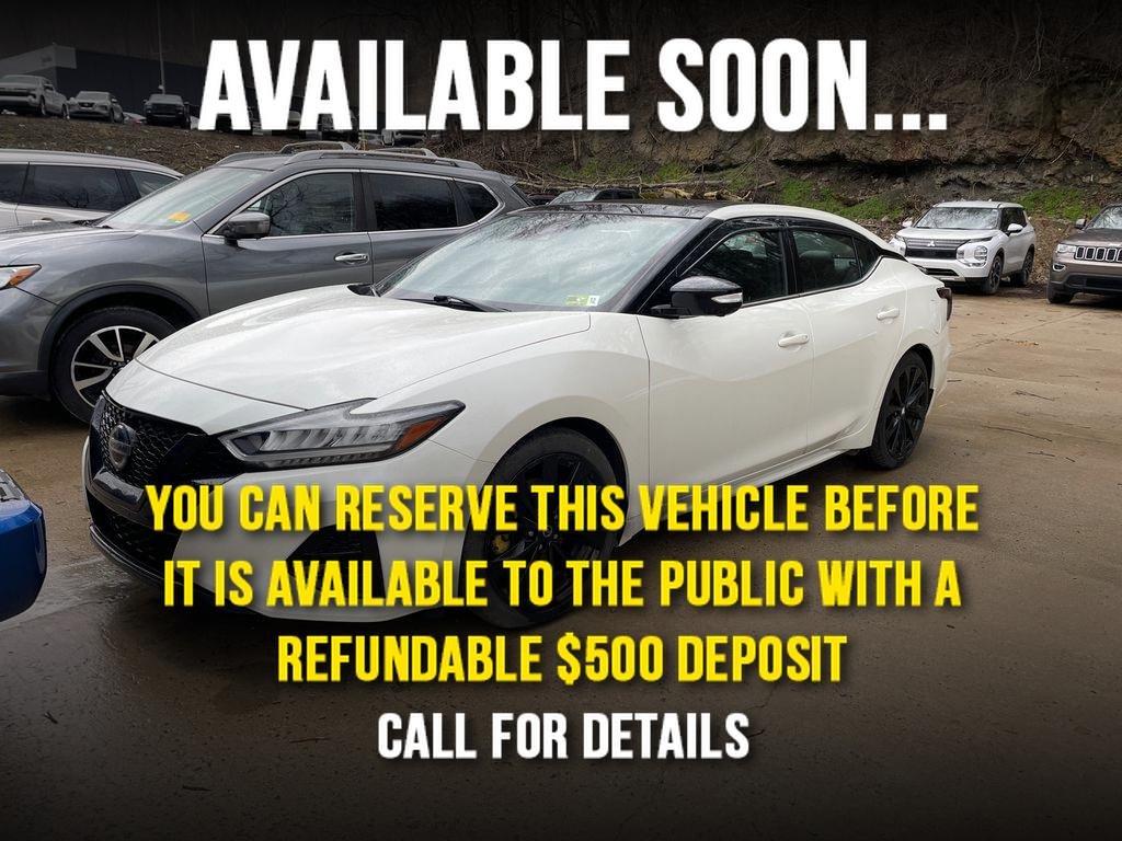 2022 Nissan Maxima SR