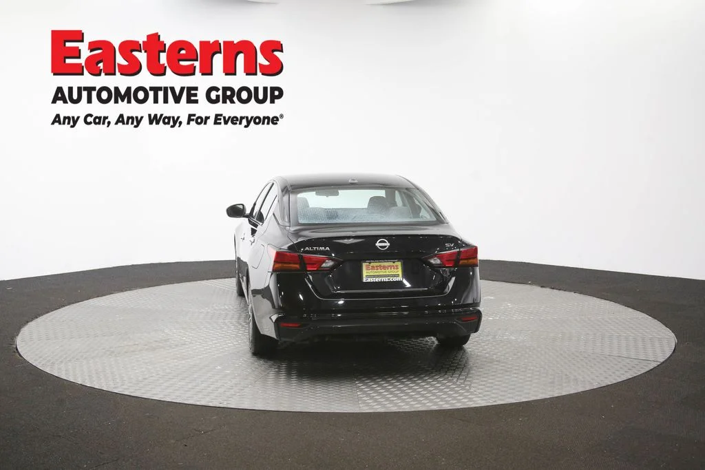 Used 2024 Black Nissan 2.5 SV image 62