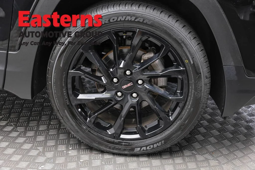 Used 2023 Black GMC SLE image 32