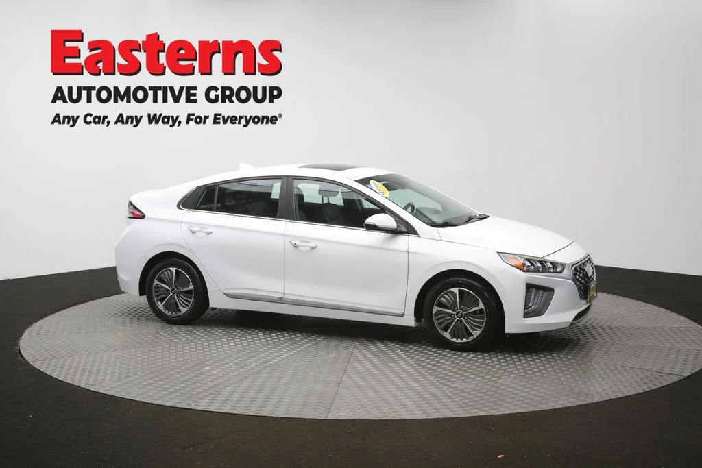 Used 2021 White Hyundai Limited image 52