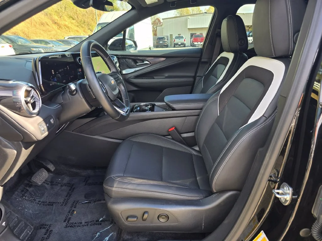 Used 2024 Black Chevrolet LT image 20