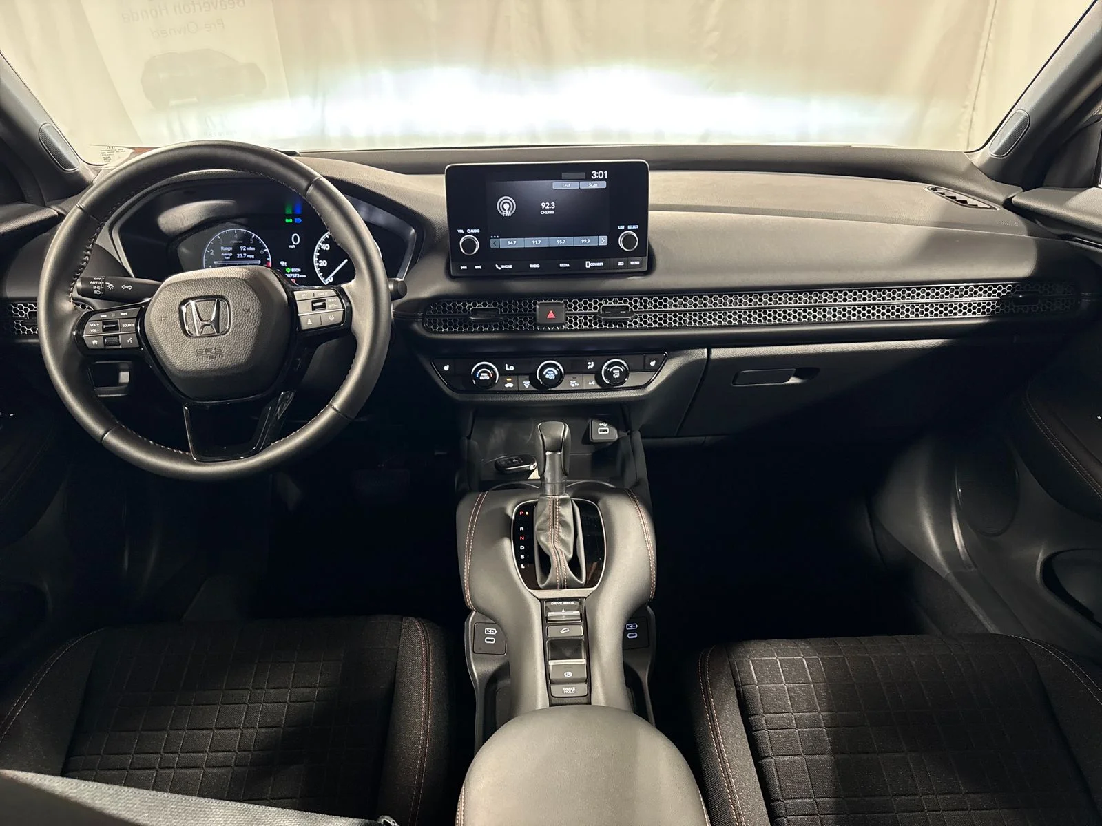Used 2025 Nordic Forest Pearl Honda Sport image 3