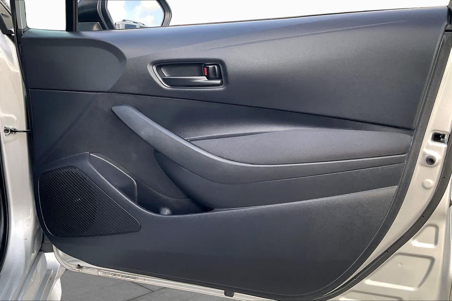 Used 2025 Classic Silver Metallic Toyota LE image 22