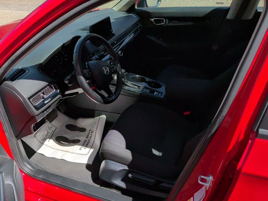 Certified Used 2023 Rallye Red Honda EX image 11