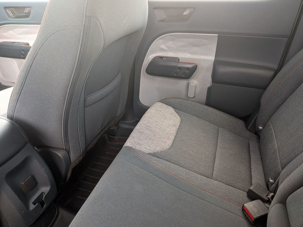 Used 2023 Green Ford XLT image 28