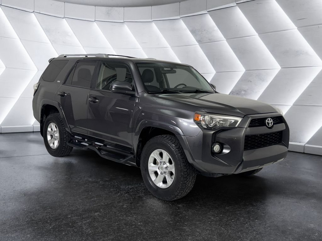 Used 2018 Gray Toyota SR5 image 1