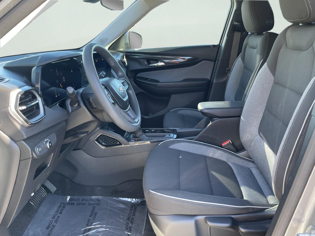 Used 2024 Gray Chevrolet LT image 10