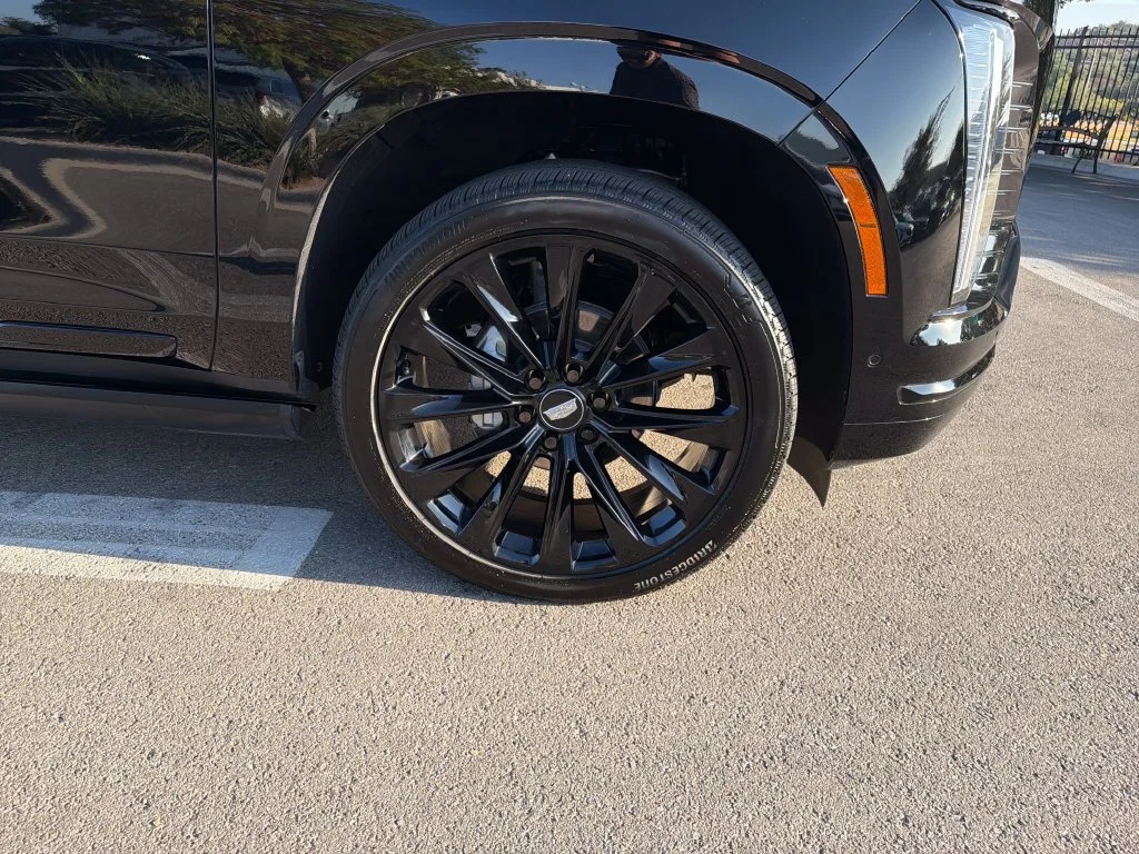 2026 Cadillac Escalade Platinum Sport - Photo 13