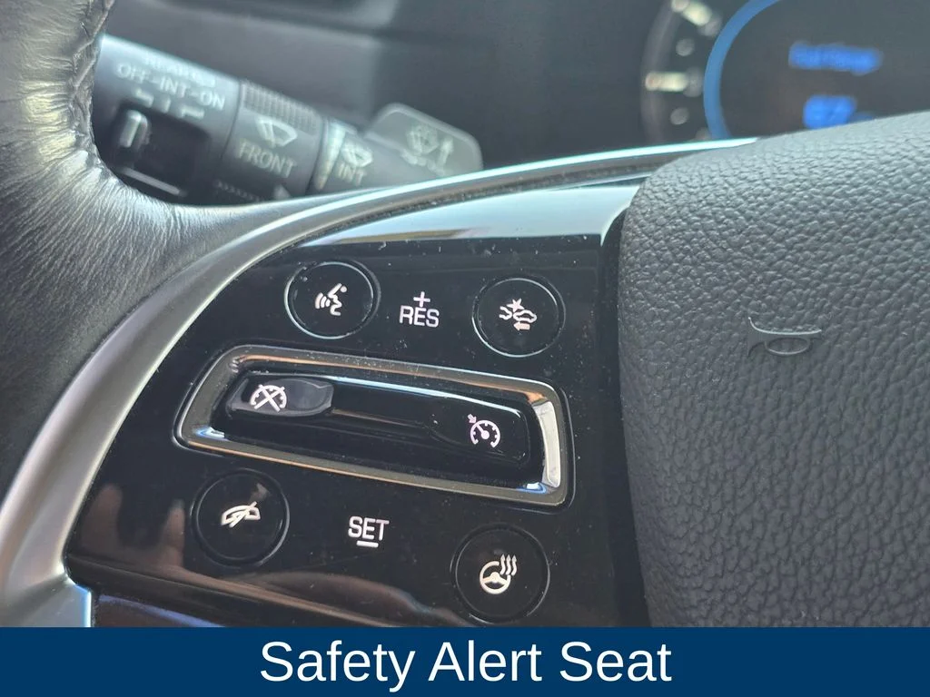 Used 2019 Black Cadillac Luxury image 27
