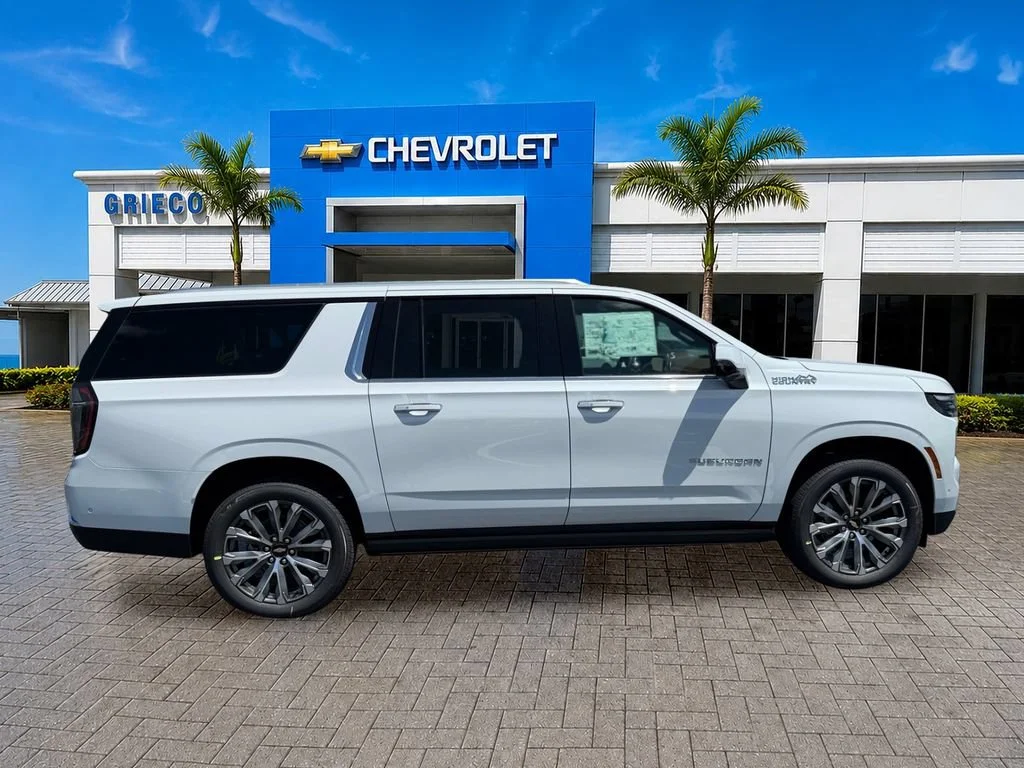 New 2026 Polar White Tricoat Chevrolet High Country image 8