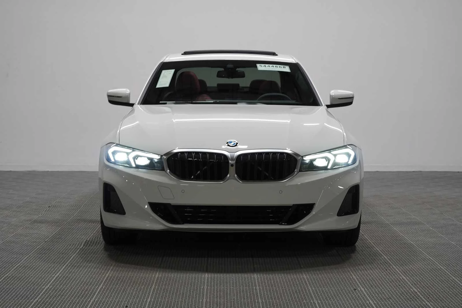 New 2026 Alpine White BMW 330i image 4