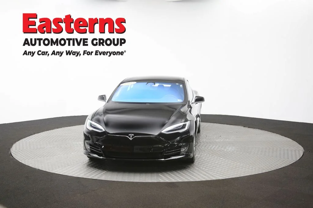Used 2018 Black Tesla 75D image 48