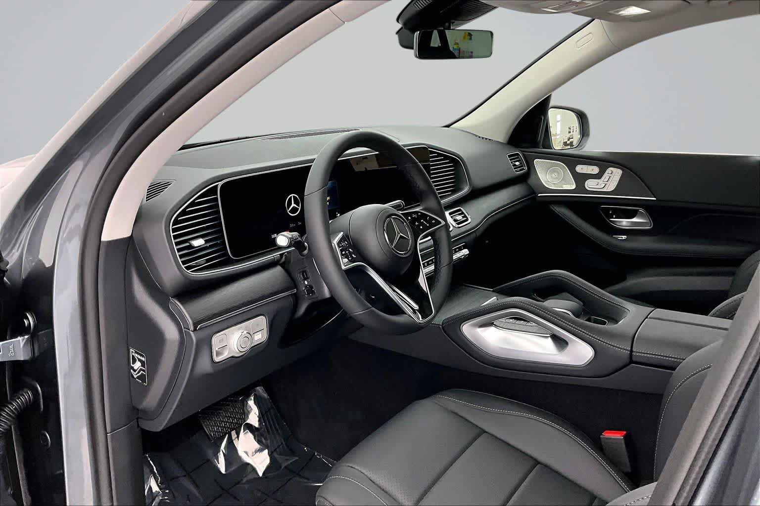 New 2026 Selenite Grey Metallic Mercedes-Benz GLE 350 image 2