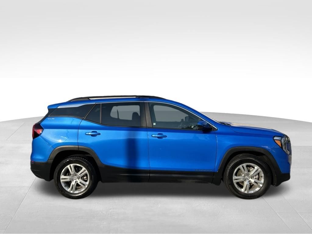 Used 2024 Blue GMC SLE image 7