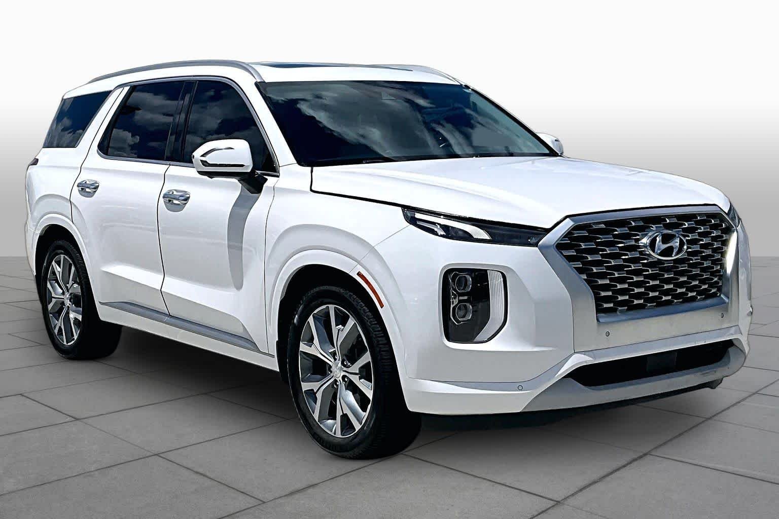 Used 2021 Hyper White Hyundai Limited image 3