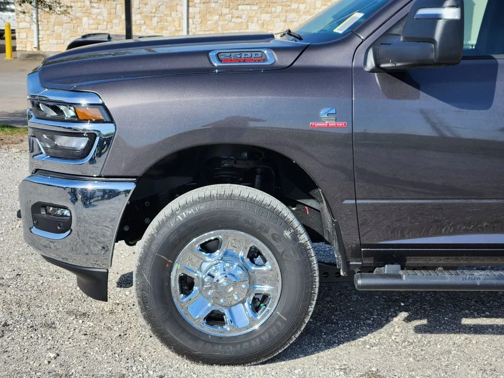 New 2026 Granite Crystal Metallic Clearcoat RAM Tradesman image 8