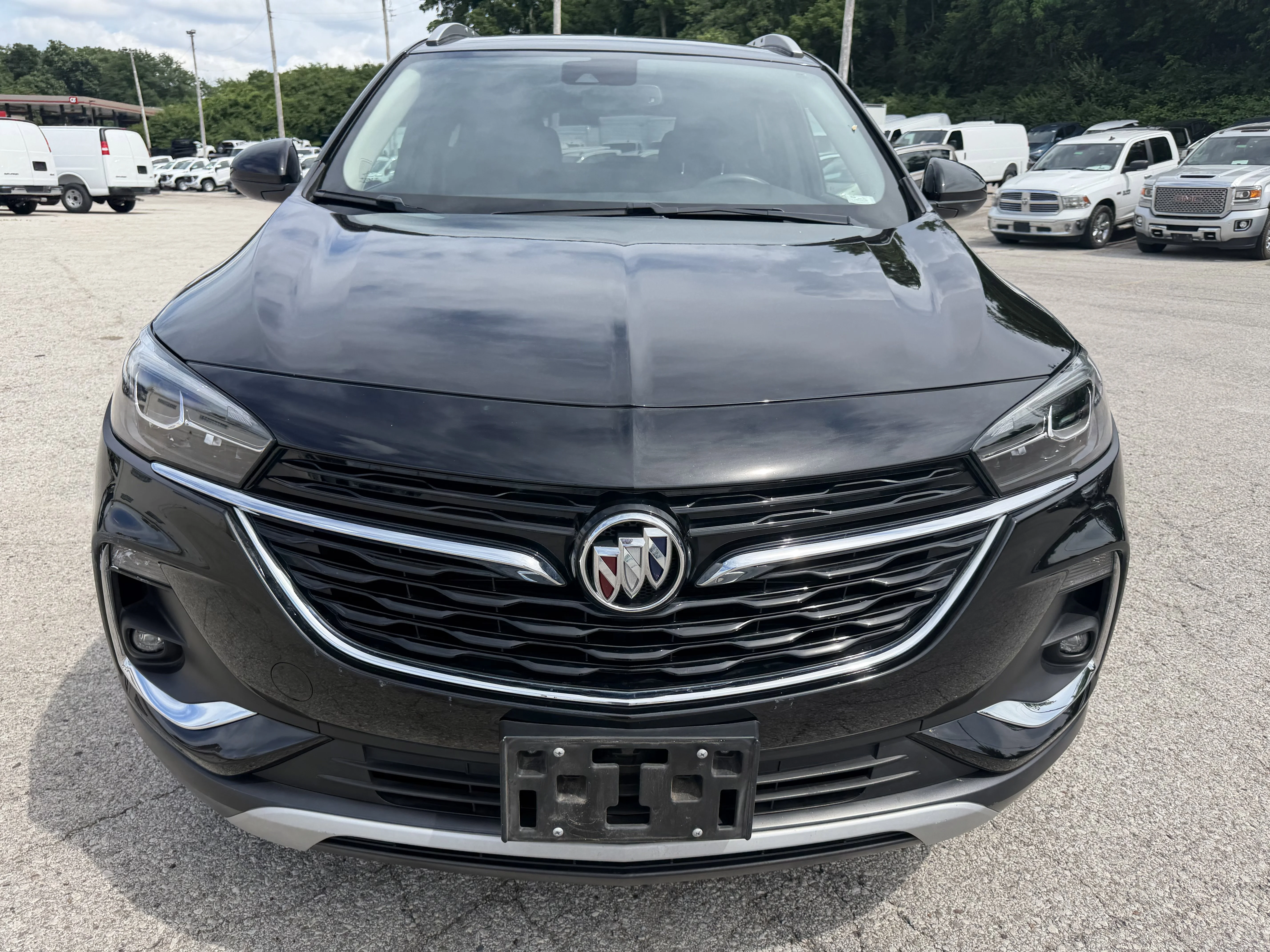 Used 2020 EBONY TWILIGHT METALLIC Buick Essence image 2