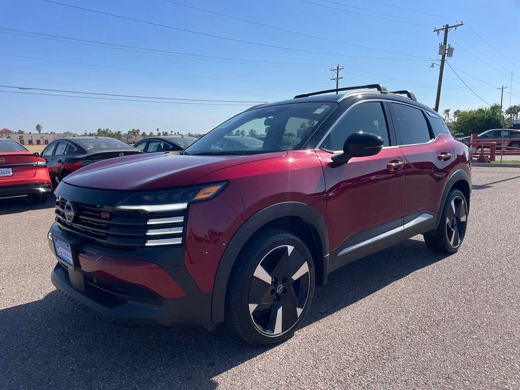 Used 2025 Red Nissan SR image 3