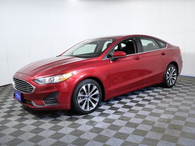 Certified Used 2020 Red Ford SE image 5