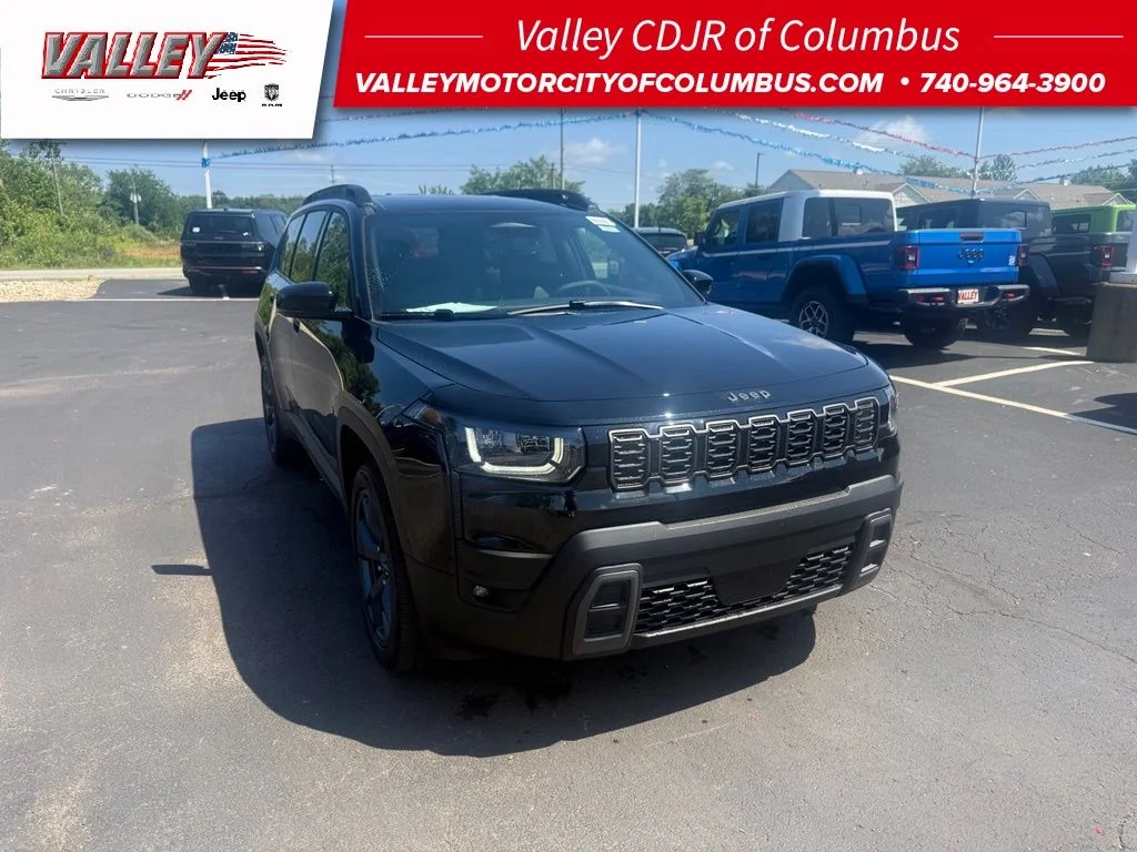 New 2026 Diamond Black Crystal Pearl-Coat Exterior Paint Jeep  image 1