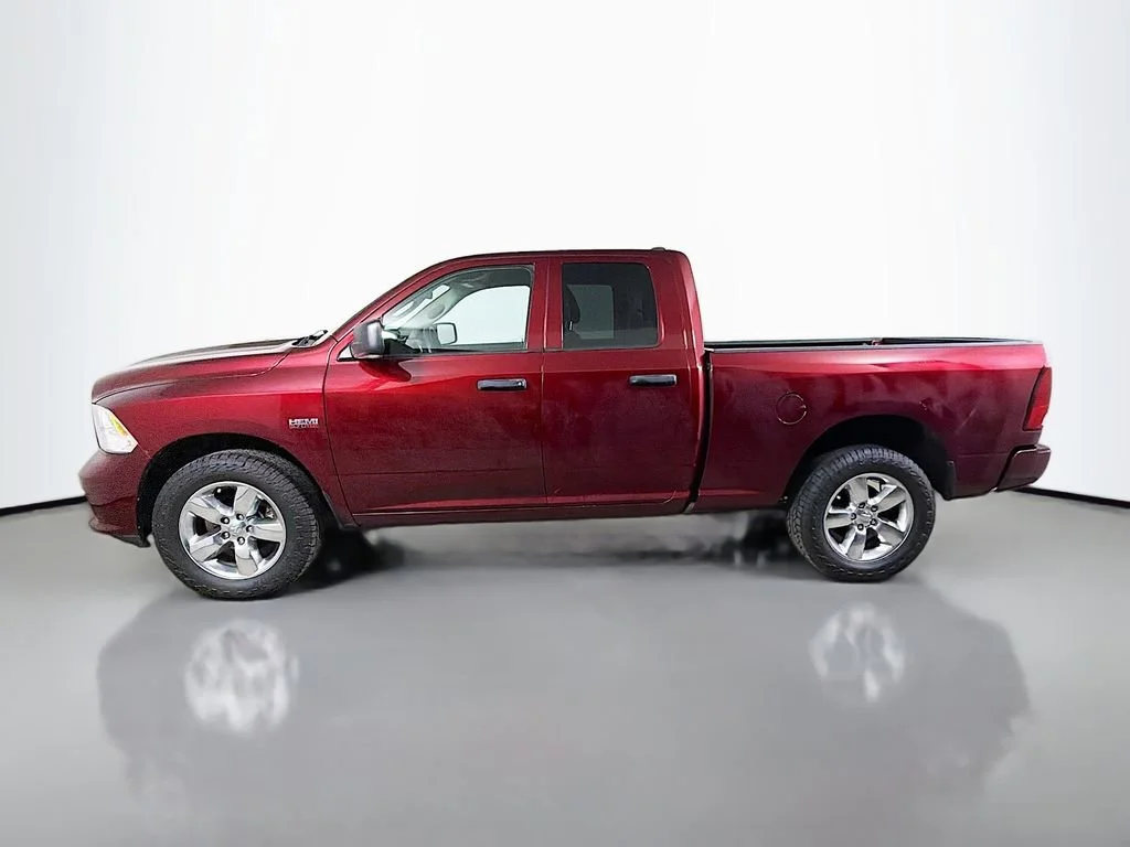 Used 2019 Maroon Ram Express image 9