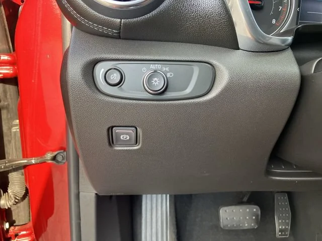 2019 Chevrolet Blazer 2LT - Photo 17