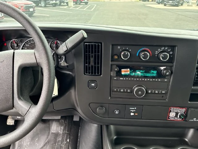 New 2026 Summit White GMC Work Van image 18