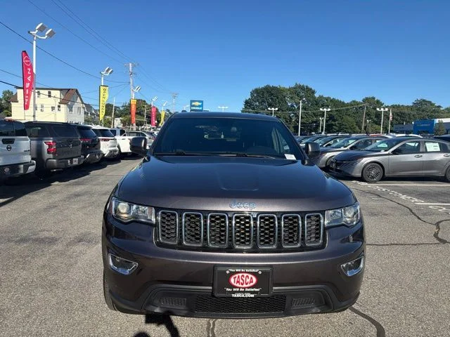 Used 2021 Gray Jeep Laredo E image 2