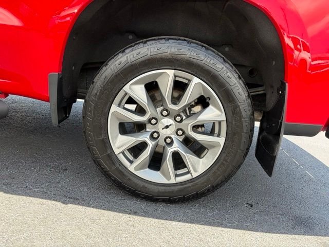 Used 2019 Red Chevrolet RST image 10