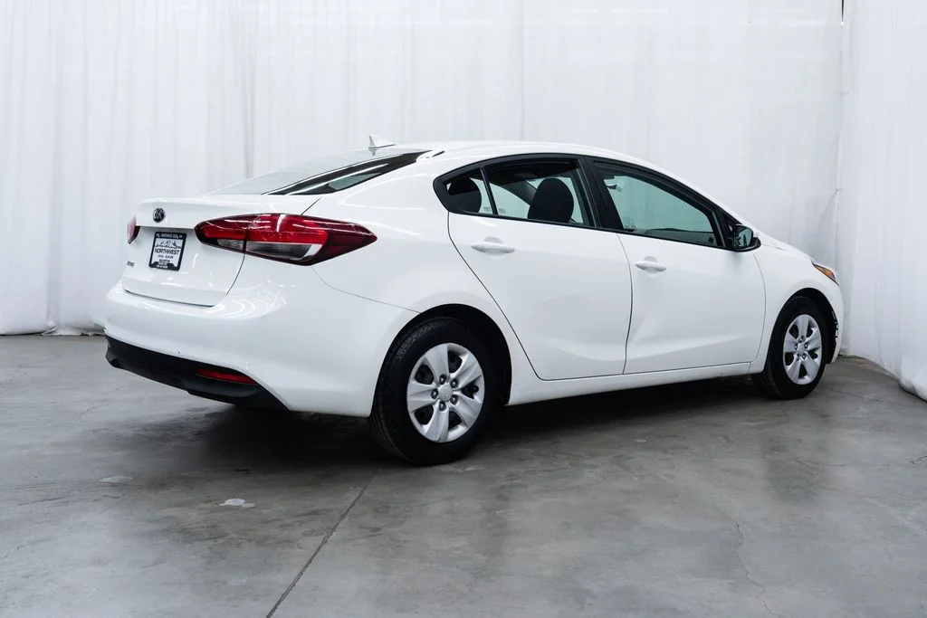 Used 2017 White Kia LX image 6