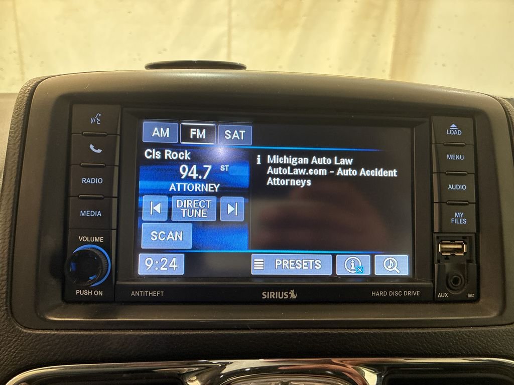 Used 2014 Black Chrysler Touring image 15