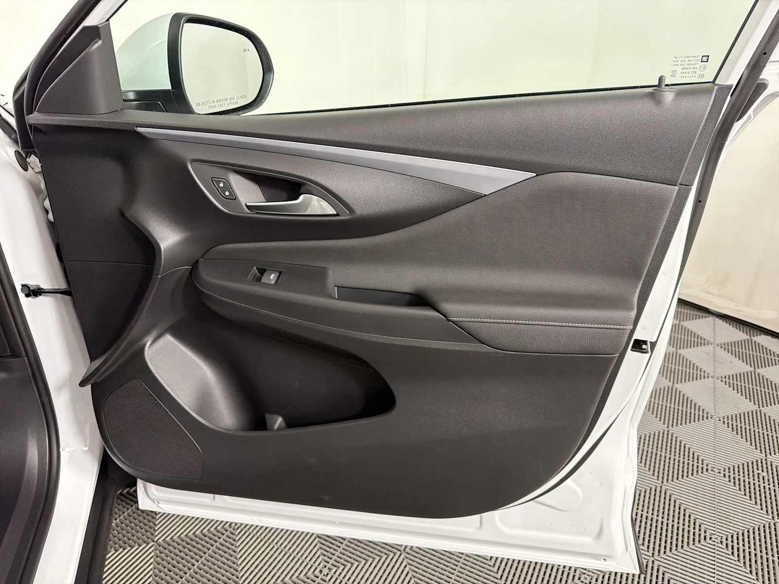New 2026 Summit White Buick Preferred image 12