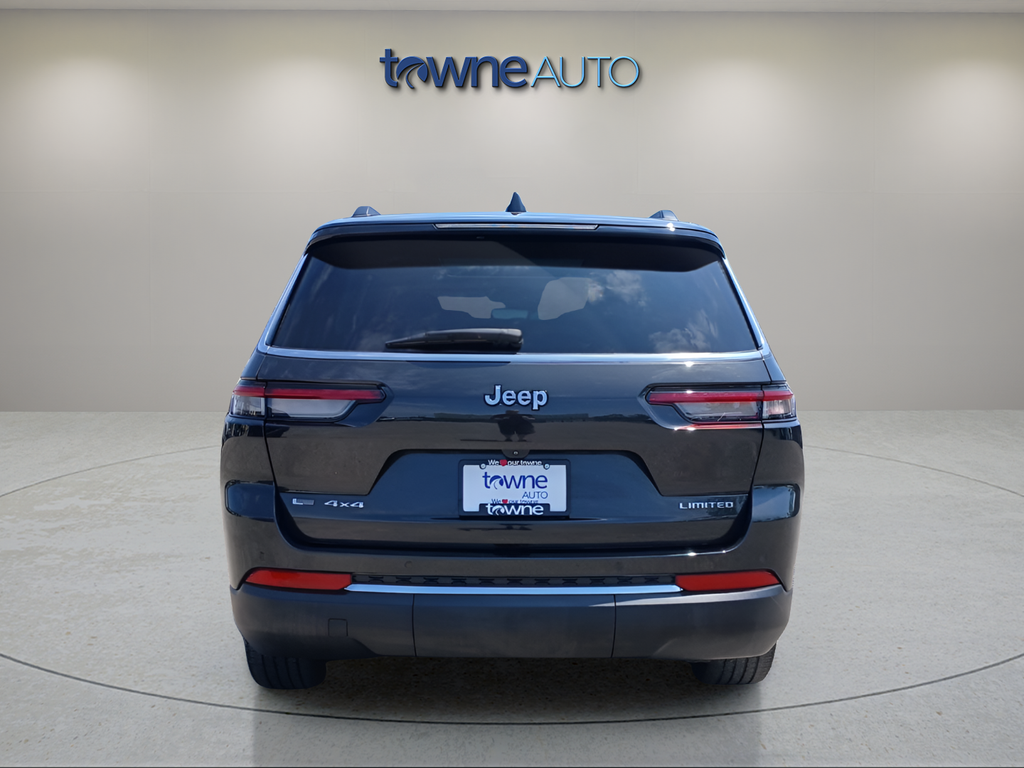 Used 2023 Gray Jeep Limited image 4