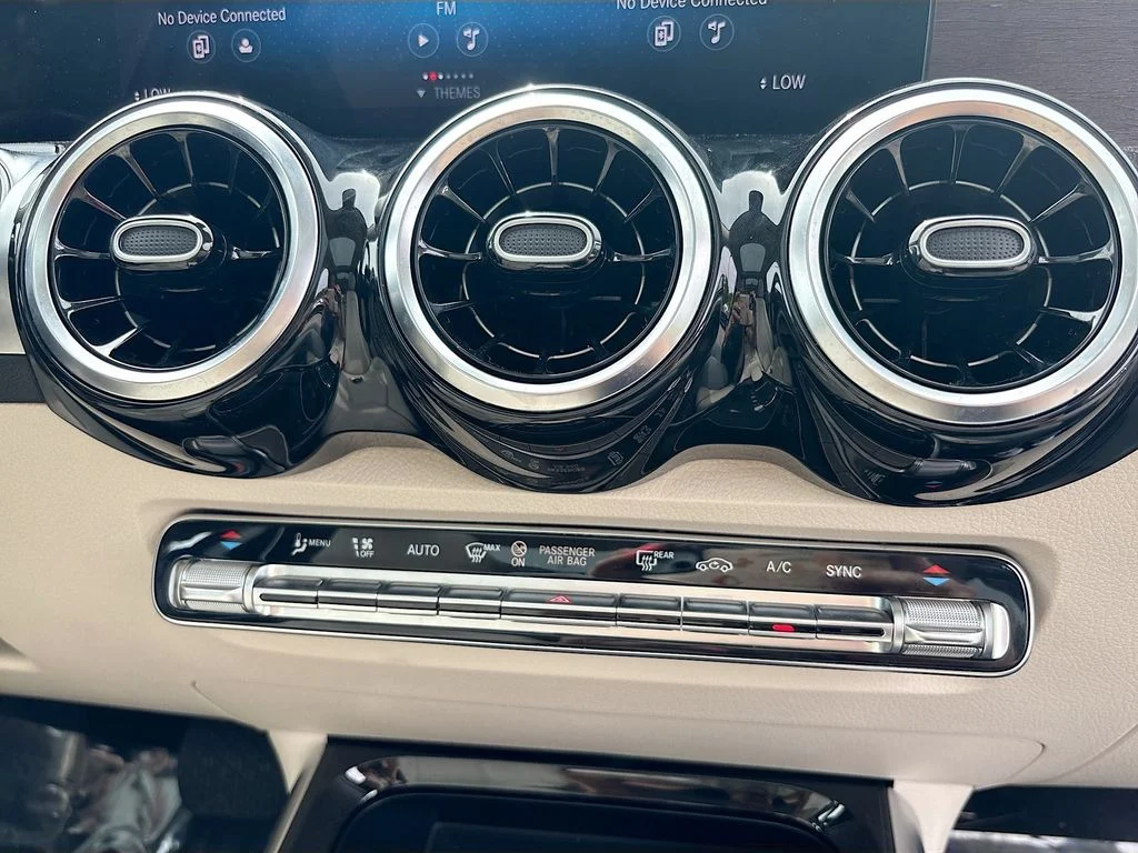 Used 2023 Blue Mercedes-Benz GLB 250 image 26