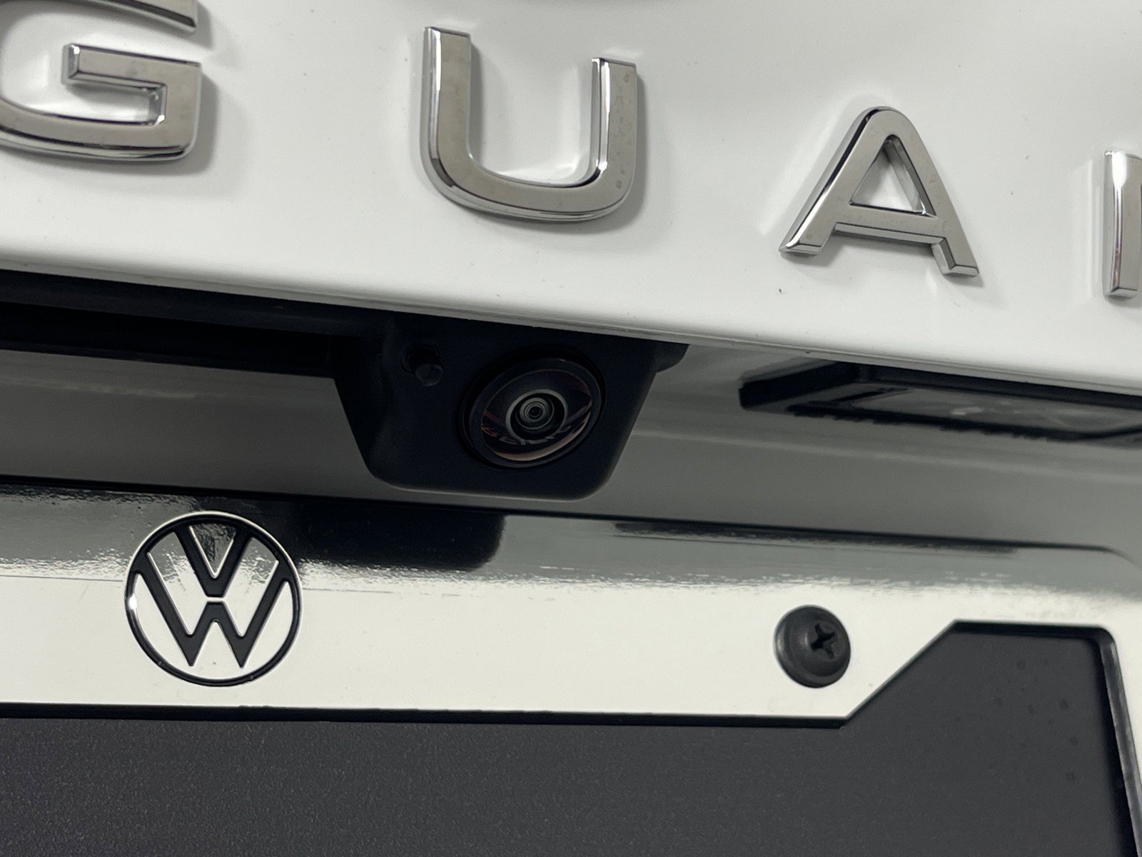 2026 Volkswagen Tiguan SE - Photo 13
