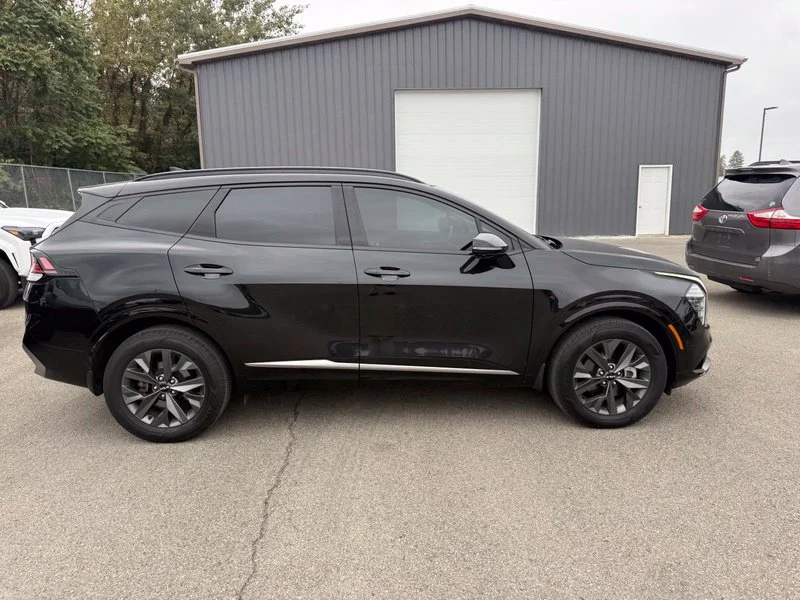 Used 2025 Black Kia SX-Prestige image 18