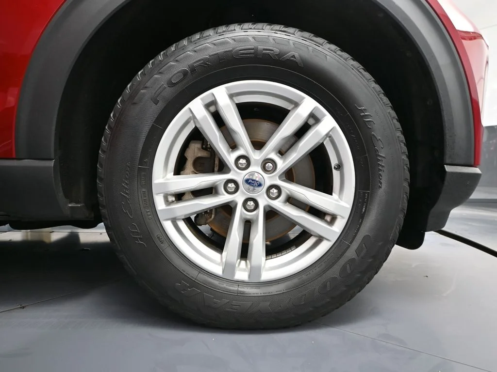2020 Ford Explorer XLT - Photo 16