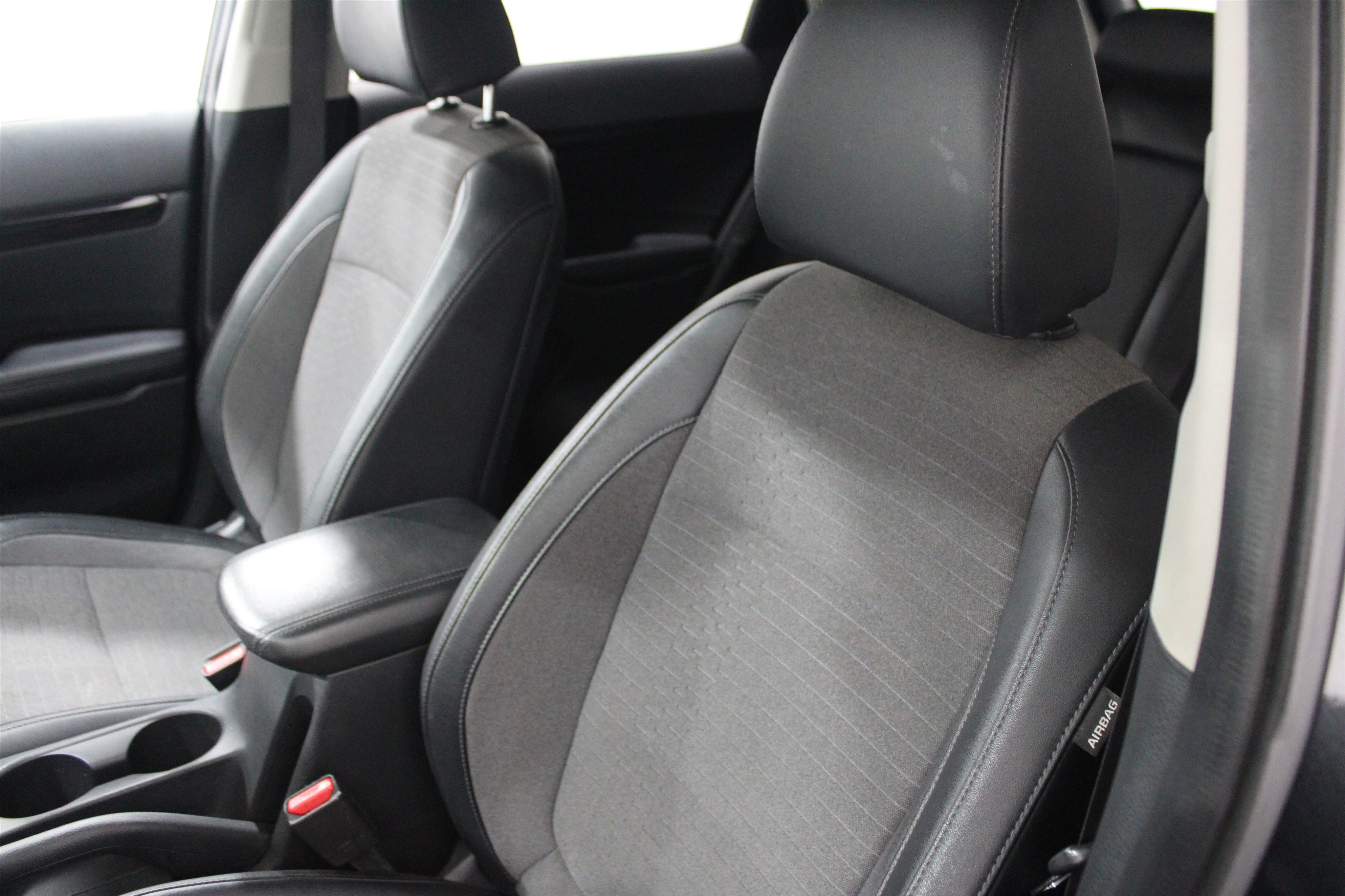 Used 2021 Gravity Gray Kia S image 6